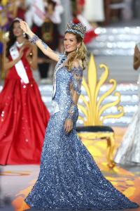 Miss World 2015 kazananı Mireia Lalaguna fotoğrafları